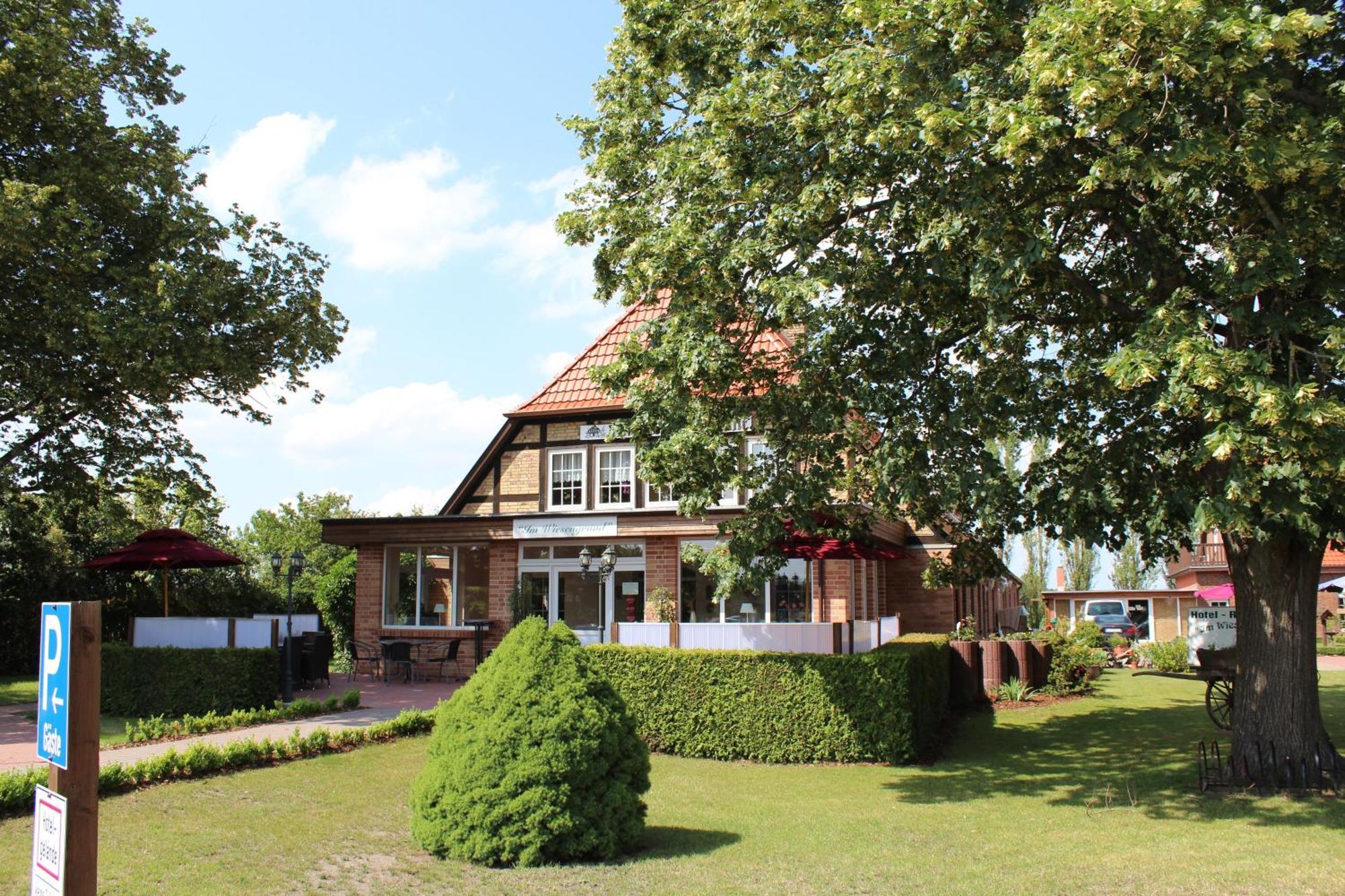 Im Wiesengrund Lalendorf Exterior photo
